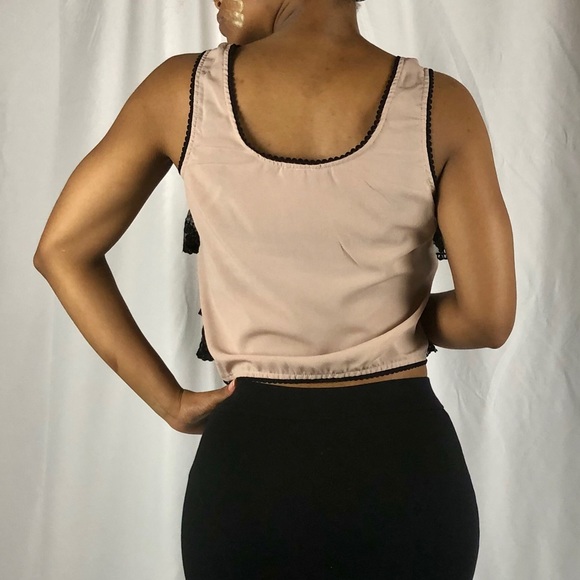 Ruffled cropped top - Picture 6 of 6